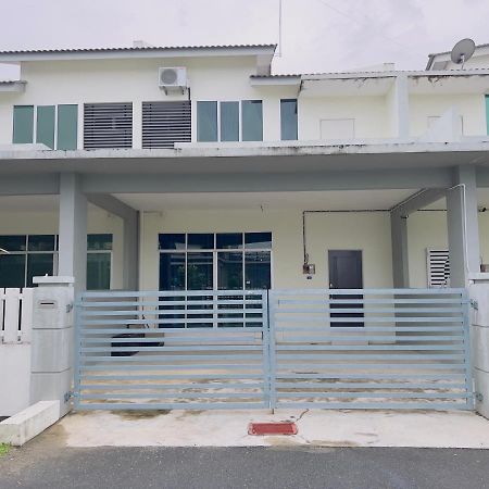 Noor Homestay Paddy View Kangar Εξωτερικό φωτογραφία